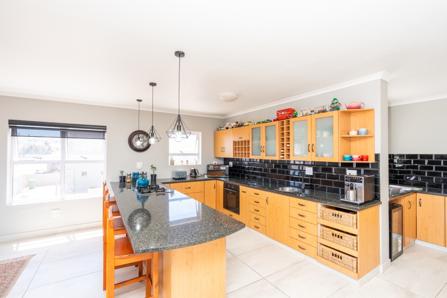 4 Bedroom Property for Sale in Myburgh Park Western Cape